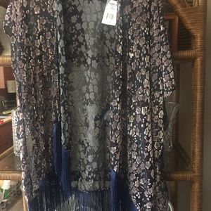 NWT Manhattan blouse cover